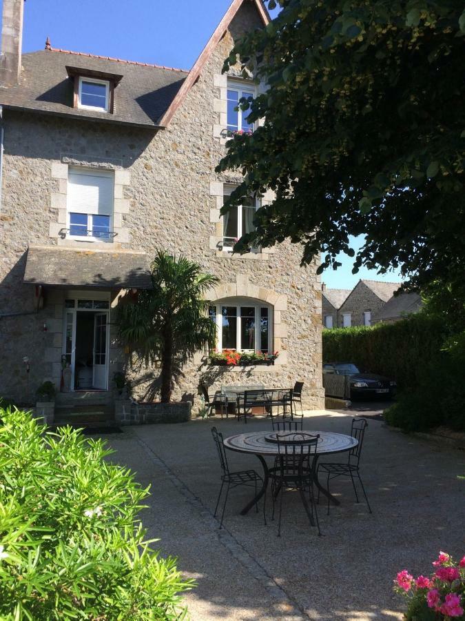 Le Clos Saint-Brice Les Portes du Coglais エクステリア 写真